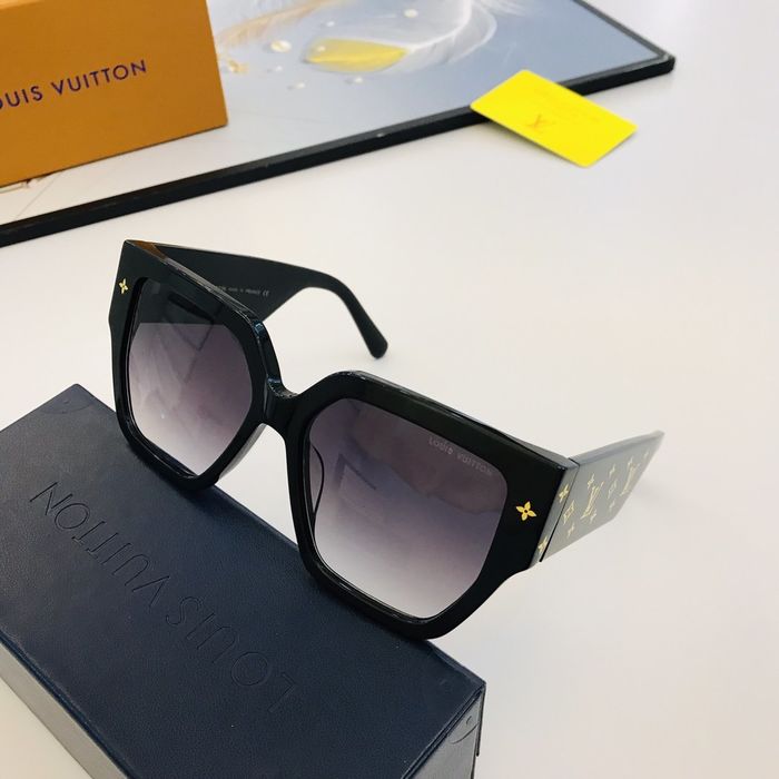 Louis Vuitton Sunglasses Top Quality LVS00092